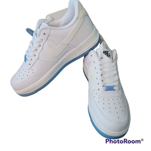 Color changing air force 1!! they are completely brand new, never worn. - Picture 1 of 6